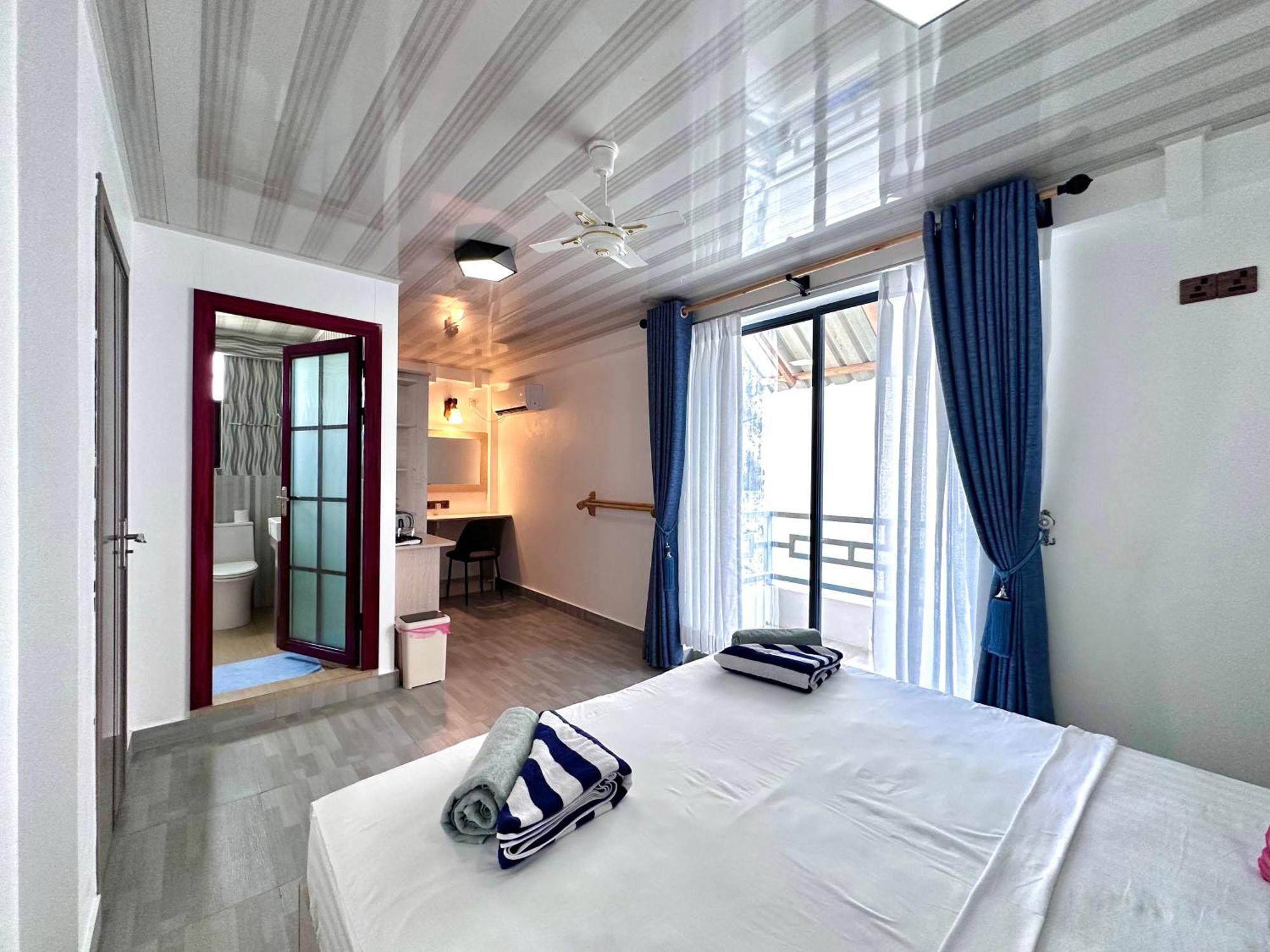 Galaxy Sunrise Sea View Hotel Fulidhoo Bagian luar foto