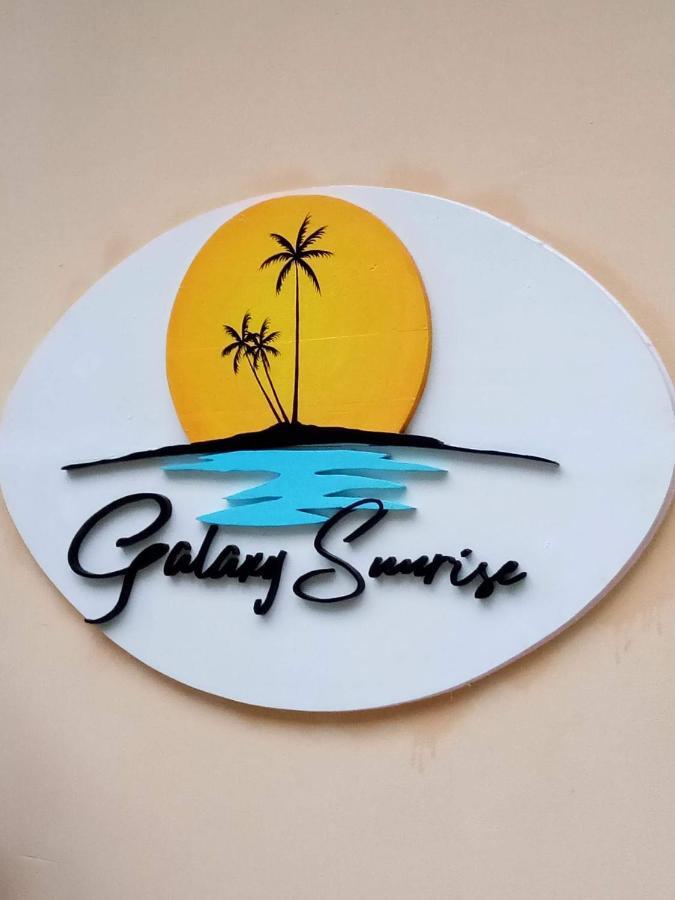 Galaxy Sunrise Sea View Hotel Fulidhoo Bagian luar foto
